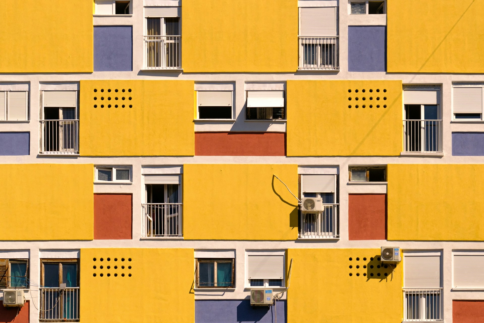 krzysztof-kotkowicz-yBW0vUO82AA-unsplash